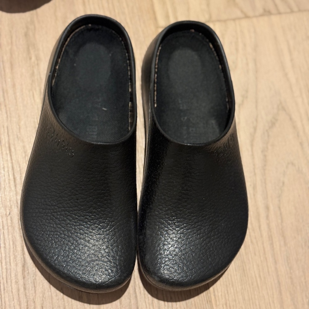 Birkenstock Kids Black Slip-On Slippers